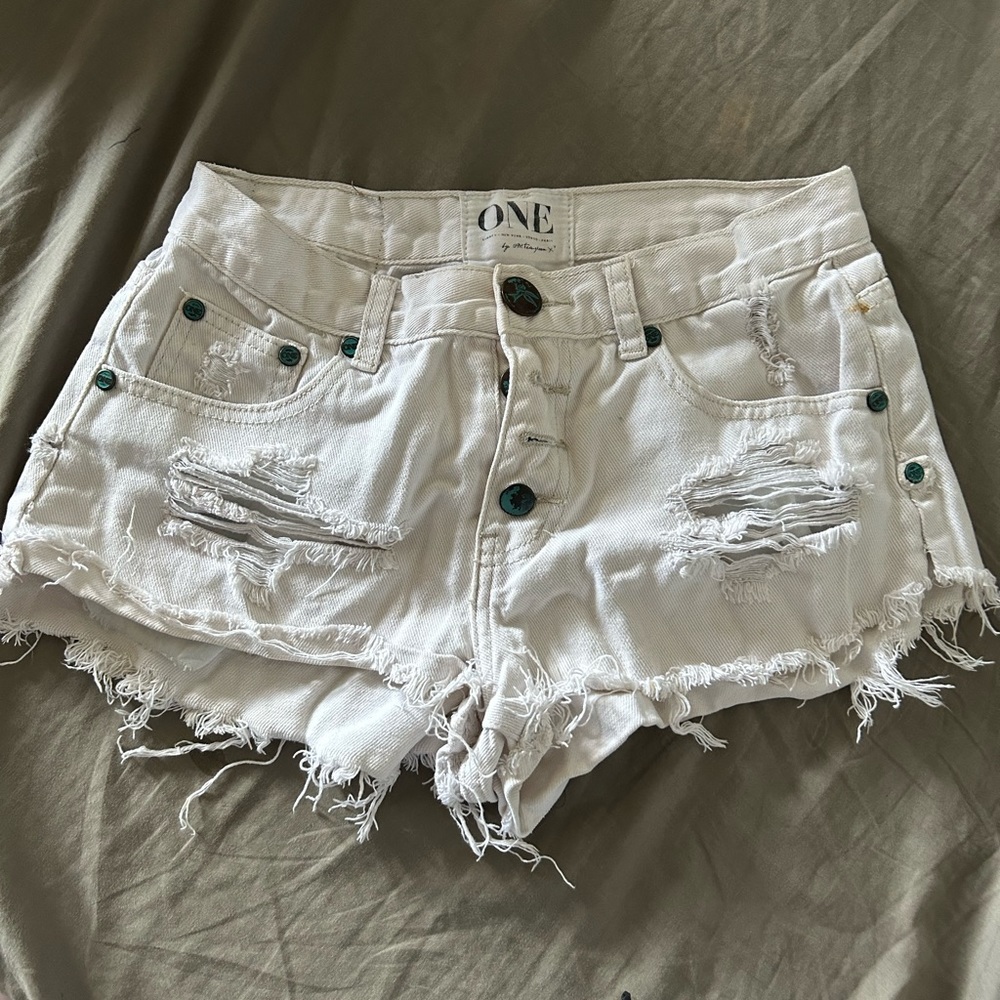 White one teaspoon HW shorts